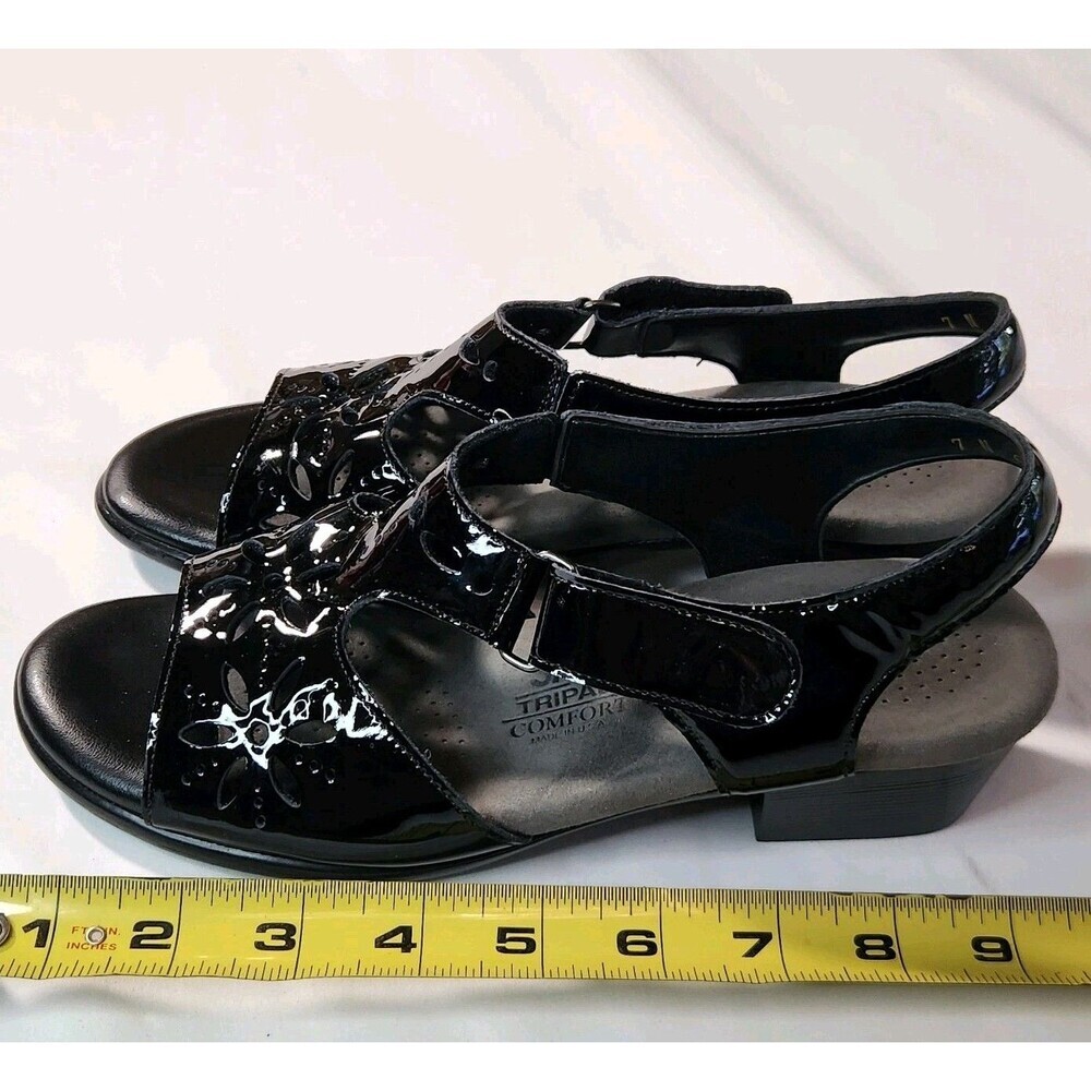 SAS Sunburst Black Patent Leather Sandals Sz 7 Comfort Tripad Heel Strap Floral - Picture 8 of 10